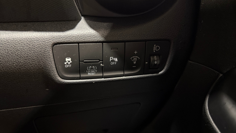 Hyundai Kona 1.6 GDi Hybrid SE Connect 5dr DCT Hybrid Hatchback